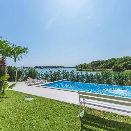 Vizula By Interhome * Μεντουλίν